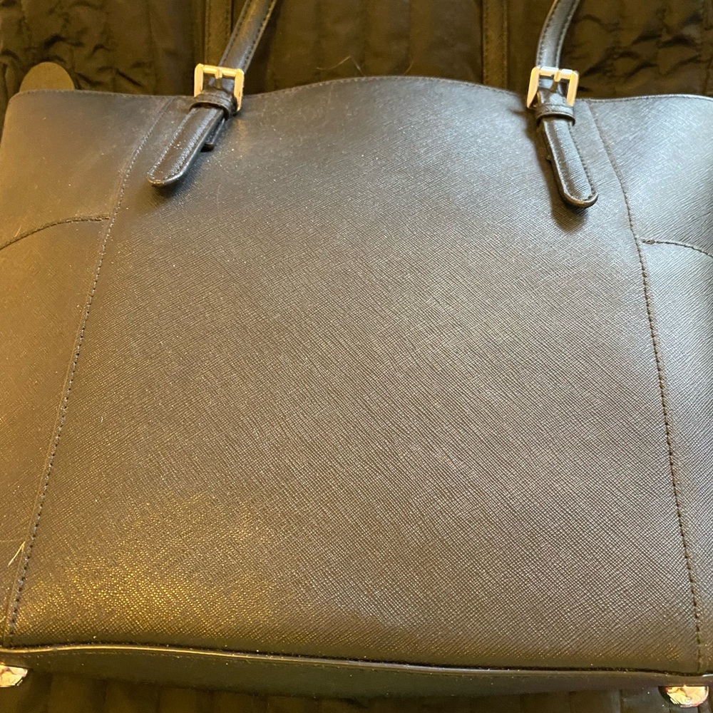 New Michael Kors Tote Purse - Picture 2 of 2